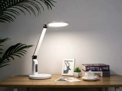 榮事達(dá)護(hù)眼臺(tái)燈,讓“視”界更清晰