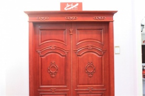 尚鼎木業(yè)樣品門(mén)